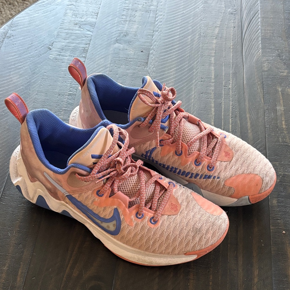 Nike Giannis Immortality. Pink and Blue basketball Shoes